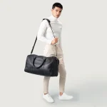 The Darrio Black Leather Duffle Bag - Image 4