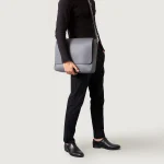 The Carismatico Grey Leather Messenger Bag - Image 3