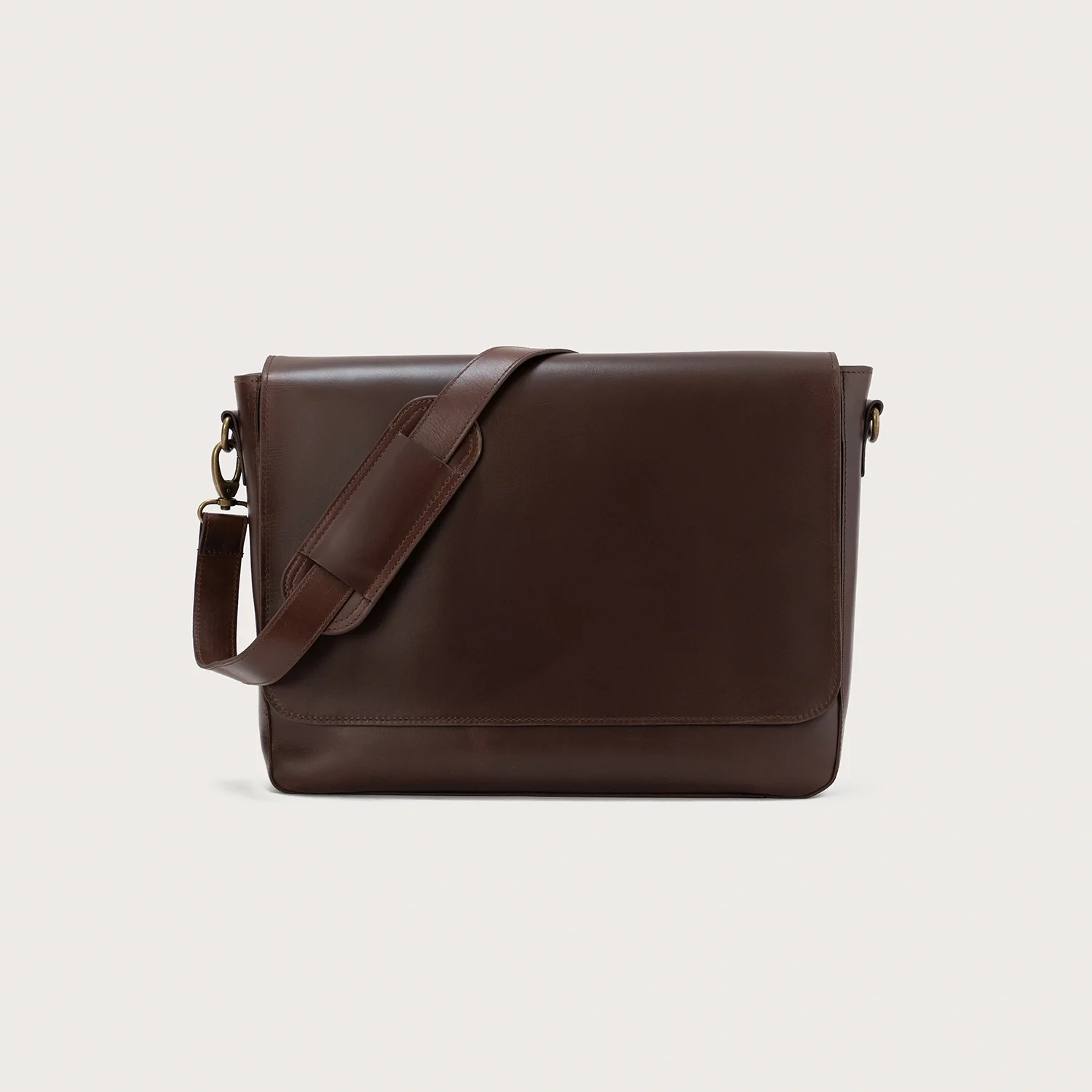 The Carismatico Vintage Brown Leather Messenger Bag - Image 1