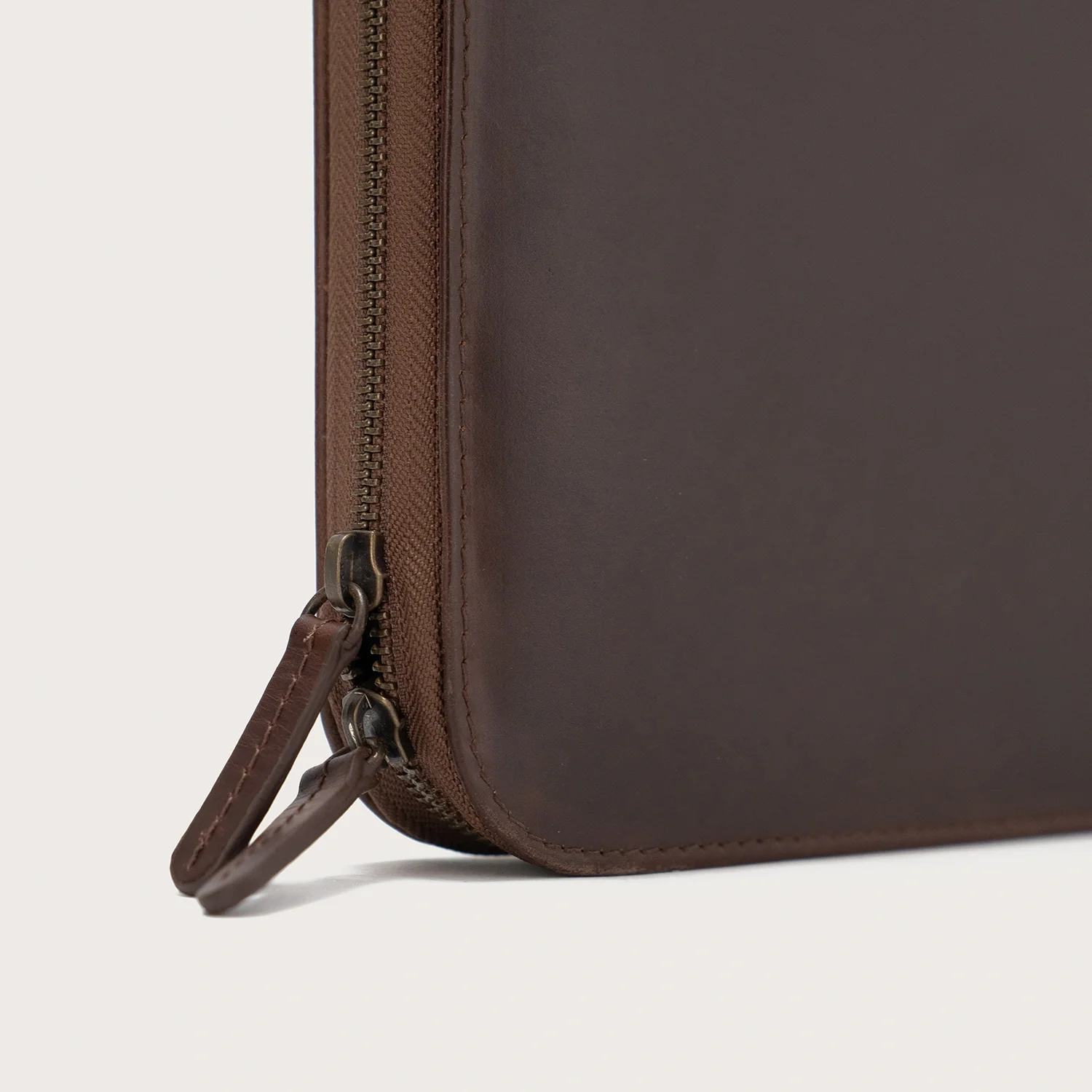 The Eclectic Vintage Brown Leather Folio Organizer - Image 5