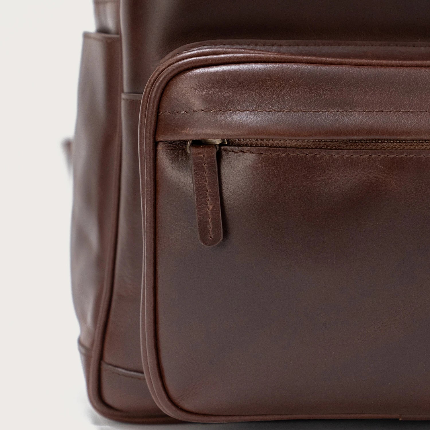 The Philos Vintage Brown Leather Backpack - Image 9