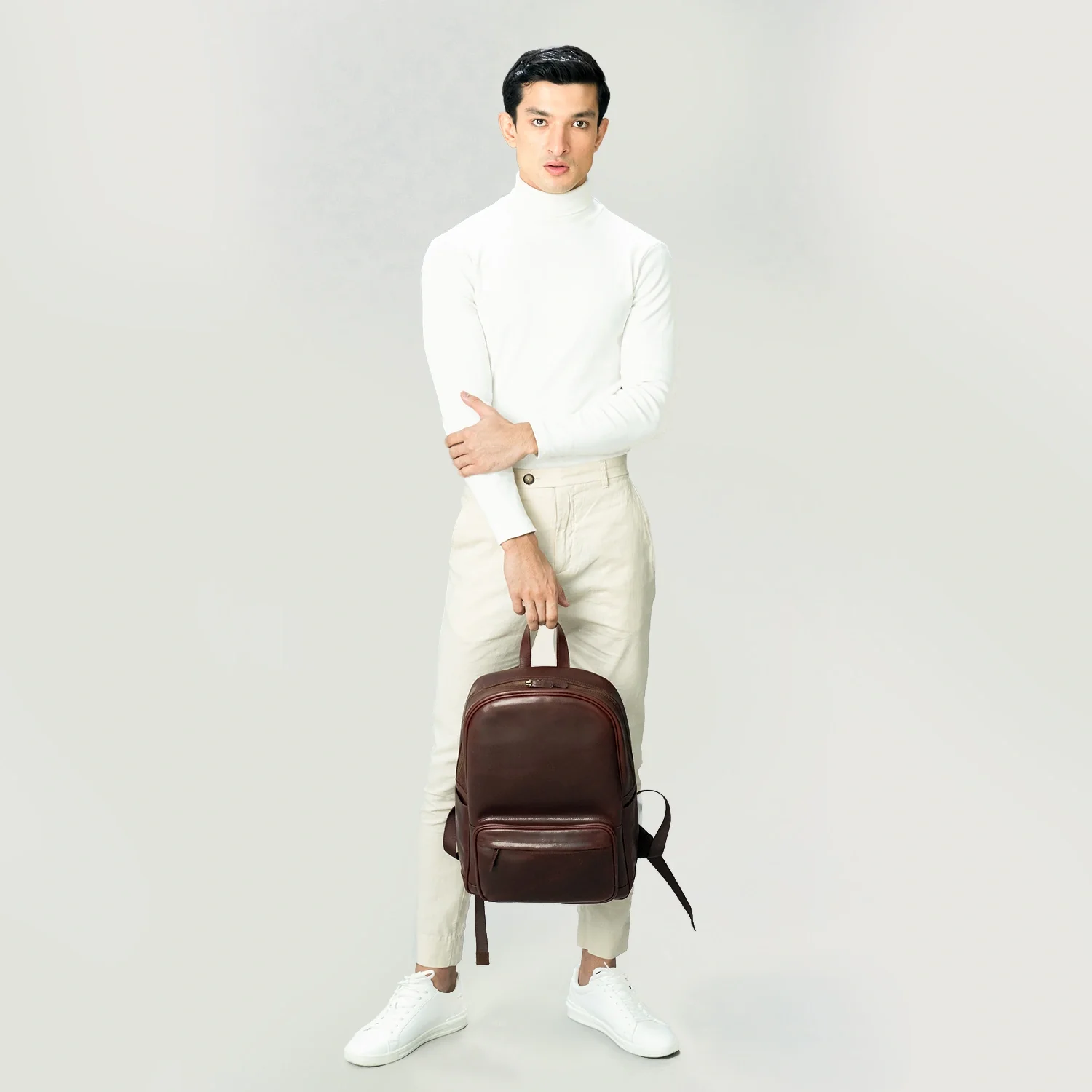The Philos Vintage Brown Leather Backpack - Image 4