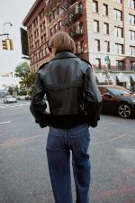 Short Trench Leather Coat - Image 4